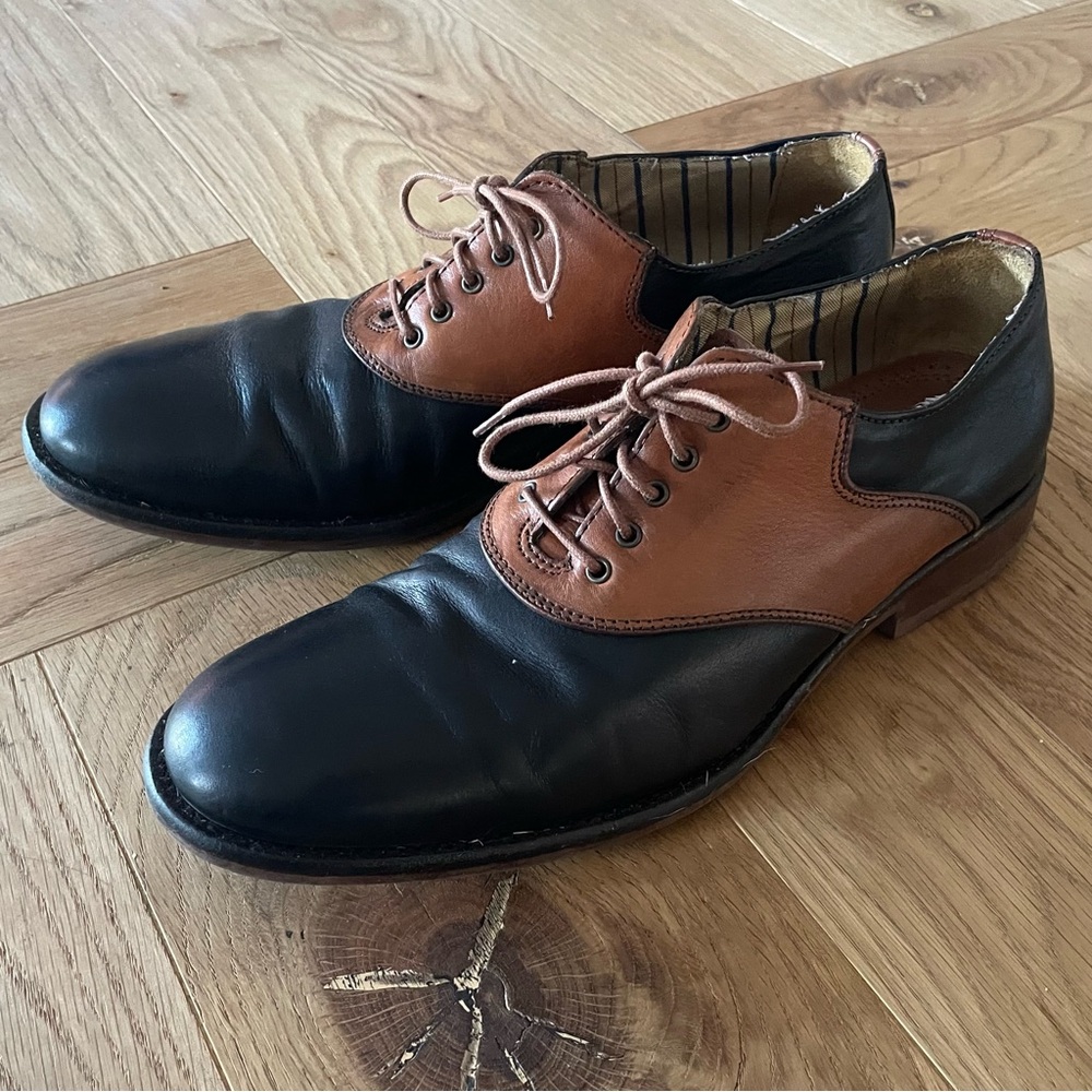 Johnston & Murphy Men's Black and Tan Tranum Saddle Shoes